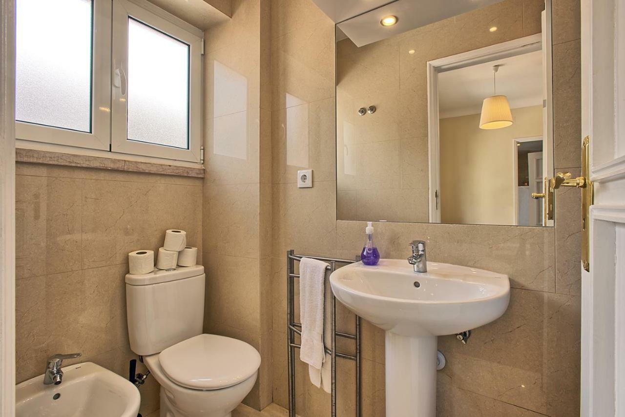 Almirante 3-Four Bedrooms Lisboa Εξωτερικό φωτογραφία
